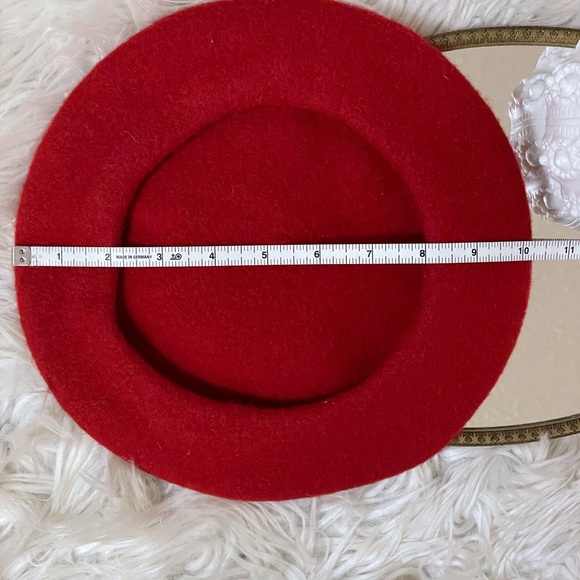 EUC red wool blend beret - Picture 6 of 10